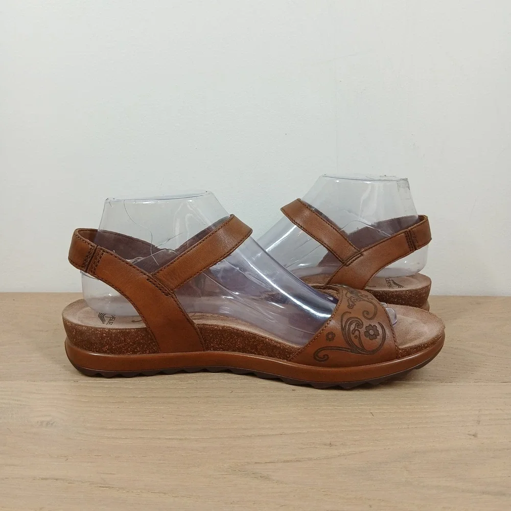 Dansko Wedge Sandals Women's 9.5 Reece Tan Brown Leather Floral Laser Cut